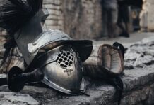 Czym różni się stal kwasowa Od nierdzewnej?