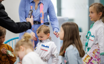 Uwaga, obecność i wspólna zabawa z Melissa & Doug