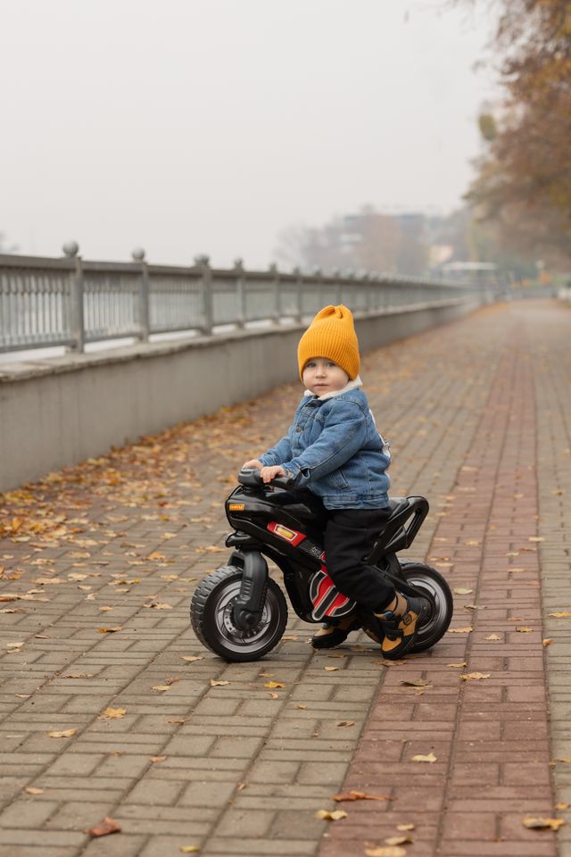 pexels-polesietoys-32325659 motorki na akumulator dla dzieci